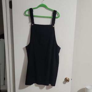 SHEIN Black Pinafore Dress